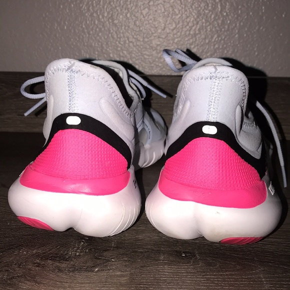 NIKE Women Trail Running. - Picture 3 of 7